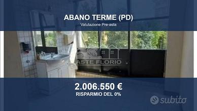 Immobile in asta di 420 m² a Abano Terme