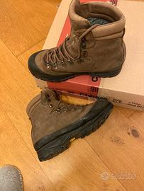 Scarponi da montagna Italia  G/tex Vibrom