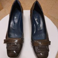 Scarpe in pelle verniciata