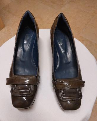 Scarpe in pelle verniciata