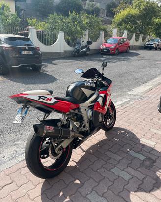 Yamaha r6