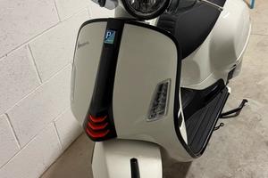 Vespa 310 GTS hpe Super sport