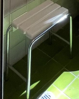 sgabello bagno