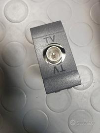 PRESA TV BTICINO L4202DC