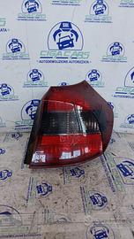 BMW 123 FANALE POSTERIORE DX
