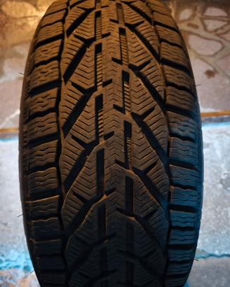 4 pneumatici invernali Taurus Suv Winter