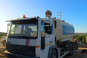 Volvo Fl16 K targa gialla