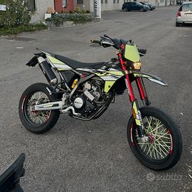 Fantic Motard 125-2019