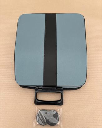 Macchina da scrivere Olivetti Lettera 32 cartella