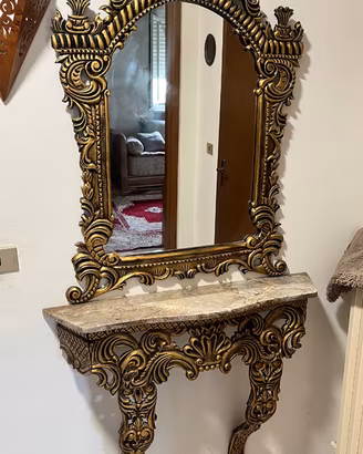 Console con specchio e piano in marmo