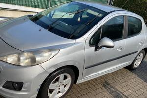 Peugeot 207 gpl/benzina perfetta per neopatentati