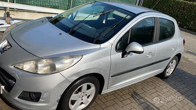 Peugeot 207 gpl/benzina perfetta per neopatentati