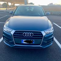 Audi Q3 2.0 TDI 150 CV Business (2017)