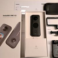 Insta360 ONE X2. + SD 128gb + accessori