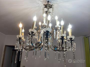 lampadario con gocce in vetro/cristallo