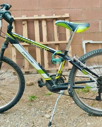 Mountain bike MTB 24" ragazzo/a ammortizzata