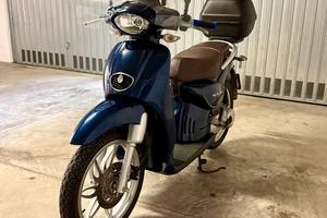 Aprilia Scarabeo 50 2t