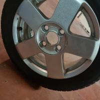 Ruota / ruotino auto (cerchio +gomma Hankook)