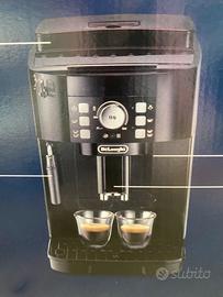 Macchinetta del caffe Delonghi automatica