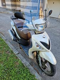 scooter suzuki 
