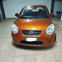 Kia Picanto benzina GPL 