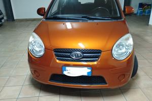 Kia Picanto benzina GPL 