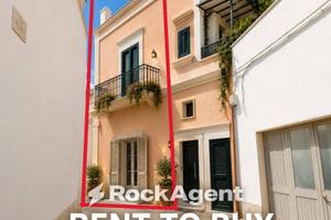 Casa indipendente di 150 m² con più di 5 locali a 