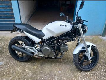 Ducati monster 600