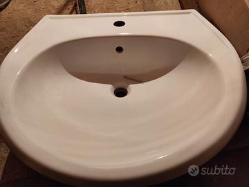 lavabo tipo sospeso