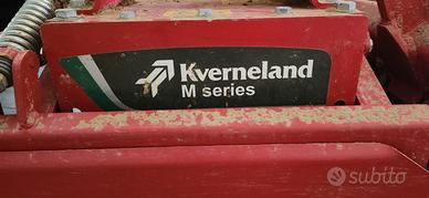 Seminatrice KVERNELAND da 2,5 m, pari al nuovo.