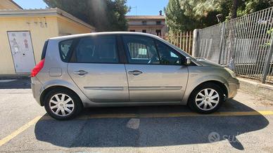 RENAULT  Modello  SCE'NIC 1.5 DCI/105CV DYNAMIQUE
