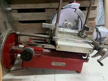 Affettatrice d'epoca a volano PAULON – Vintage