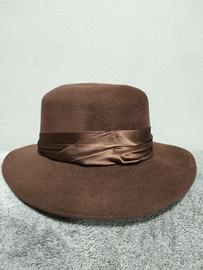 cappello elegante vintage in feltro donna