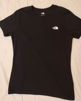 t shirt the North face