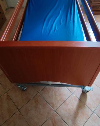letto con sponde 