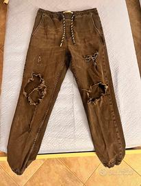 Pantaloni Bershka, neri strappati