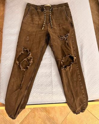 Pantaloni Bershka, neri strappati