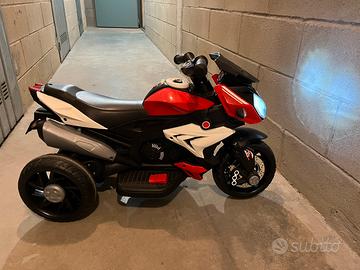 Moto elettrica bimbo