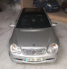 MERCEDES BENZ C-CLASS SPORTCOUPE' 2002 1/18 MAISTO
