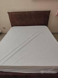 Letto matrimoniale