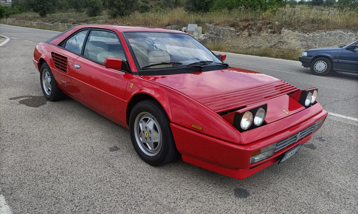 Ferrari Mondial 3.2