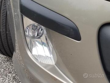 Fendinebbia destro PEUGEOT 308 del 2010