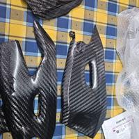 Copri forcellone carbonio yamaha r1