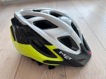 Casco bici MET taglia 54-61 cm