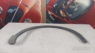 CORNICE PARAFANGO ANTERIORE DX MG HS 20023