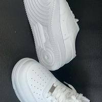 Nike Air Force 1 Bianche Originali Nuove Taglia 43