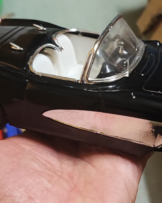 Chevrolet Corvette latta Cina frizione 1:18