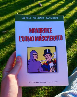 mandrake e l'uomo mascherato de i classici