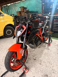 KTM SUPER DUKE R 1290