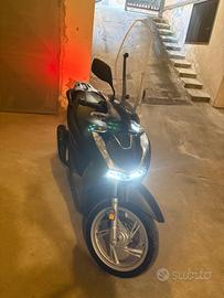 Honda SH 150 Scooter